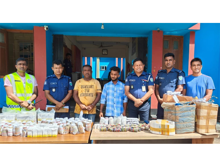 জৈন্তাপুরে পুলিশের অভিযানে ঔষধের চালান জব্দ, গ্রেপ্তার ২
