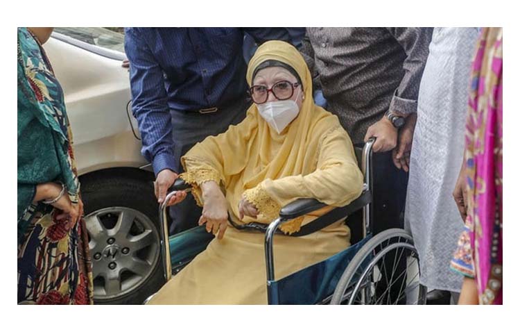 খালেদা জিয়া আবারও সিসিইউতে