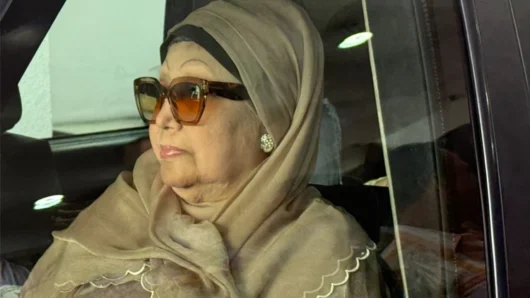 পূর্ণ বিশ্রামে বেগম খালেদা জিয়া