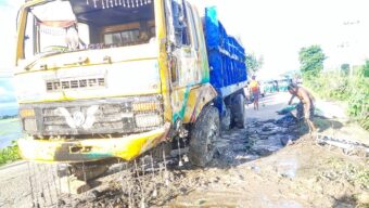 এক কিলোমিটার সড়কের মধ্যে দুই দুর্ঘটনা