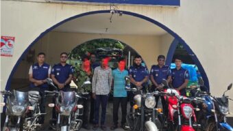 মৌলভীবাজারে মোটরসাইকেল চোর চক্রের ৩ সদস্য গ্রেপ্তার, ৫টি মোটরসাইকেল উদ্ধার