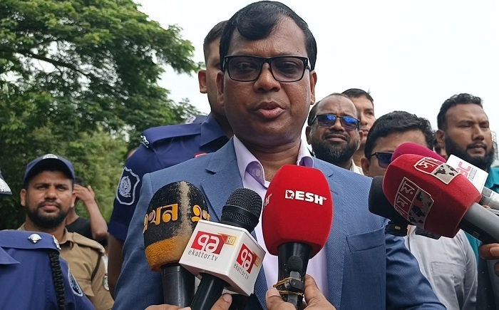 সিলেটে কোন অবৈধ স্থাপনা থাকবে না, সব উচ্ছেদ করা হবে : ডিসি সারওয়ার