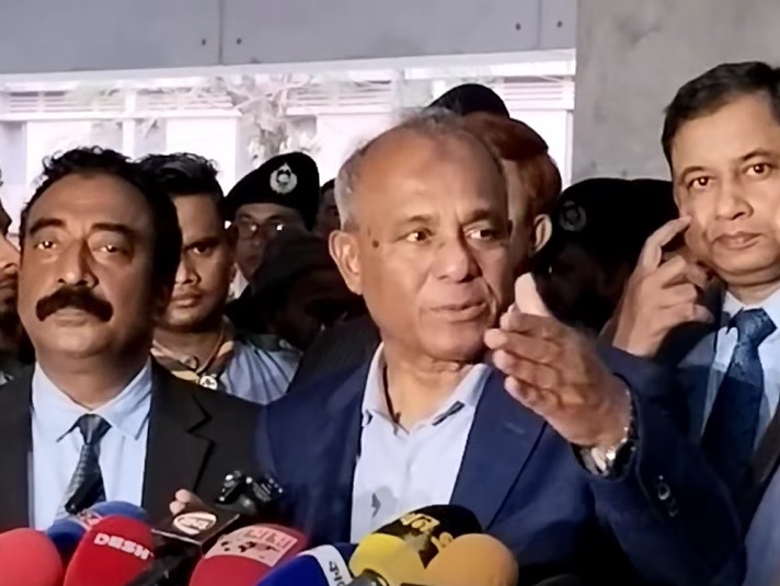 নির্বাচনের কাজে জড়িতরা ভালো অফিসার, আওয়ামী লীগের দোসর নেই : স্বরাষ্ট্র উপদেষ্টা