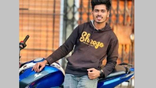 দাঁড়িয়ে থাকা ট্রাক্টরকে মোটরসাইকেলের ধাক্কা, যুবক নিহত