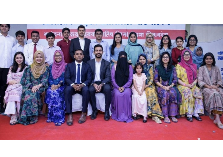 এসএসসি ও সমমানে এ প্লাস পাওয়া শিক্ষার্থীদের ছাত্রলীগের সংবর্ধনা