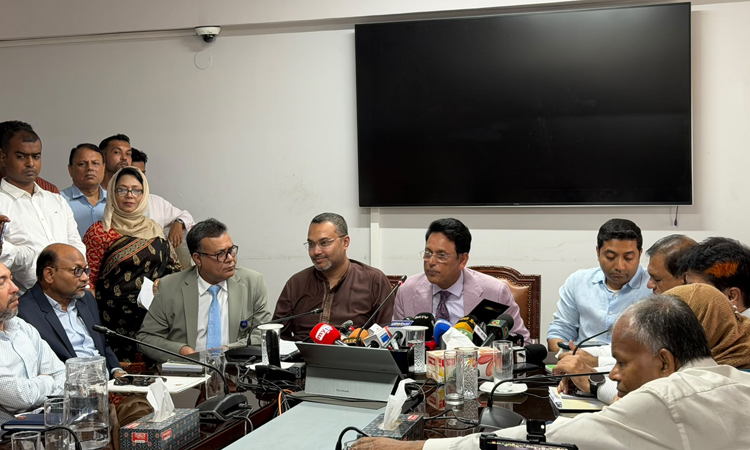 প্রাথমিক বিদ্যালয় গোল্ডকাপ ফুটবল ফাইনাল ২০ জুন, পুরস্কার দেবেন প্রধানমন্ত্রী